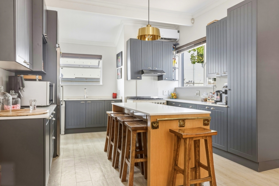 4 Bedroom Property for Sale in Newlands Western Cape